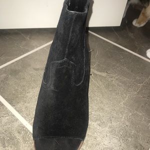 dolce vita black open toe bootie
